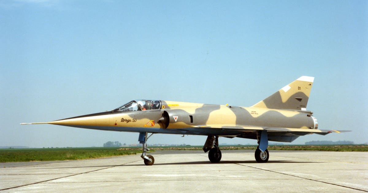 Mirage 50 01 au sol