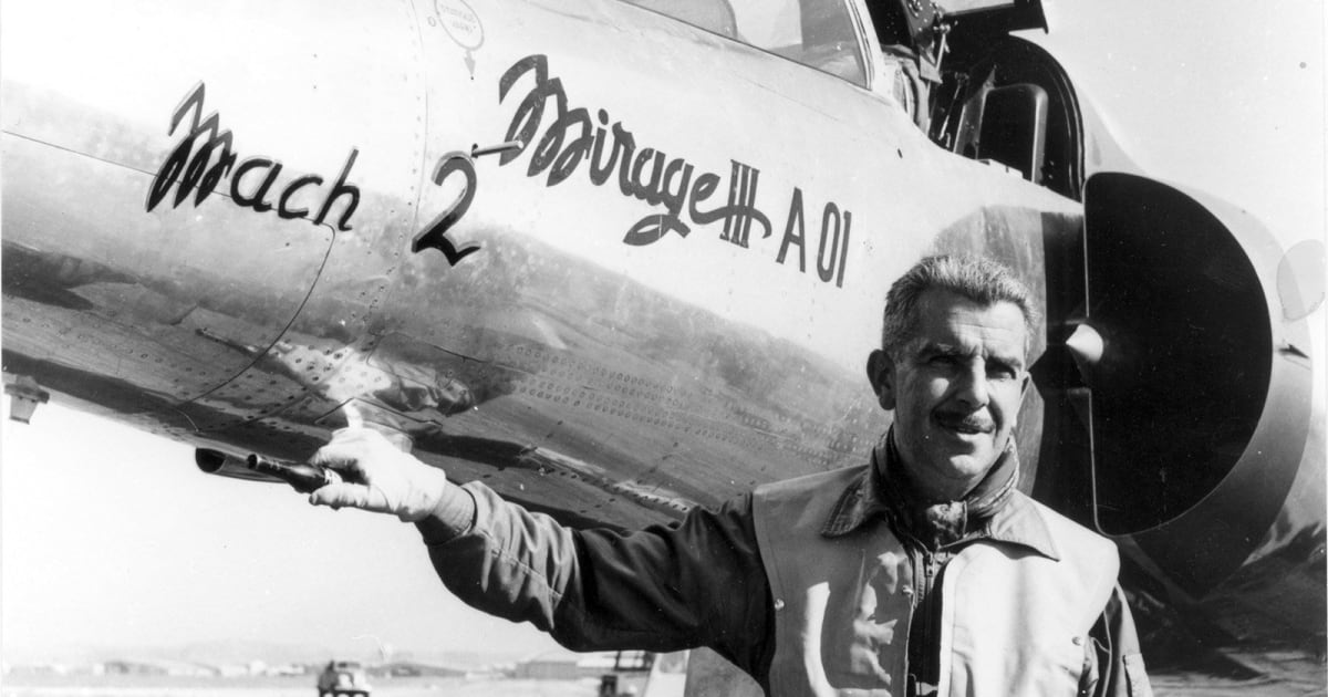 Roland Glavany in front of a Mirage III A 01
