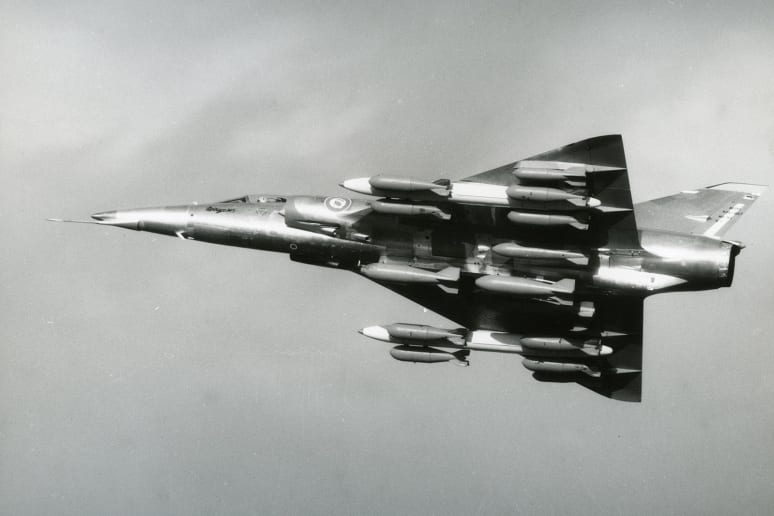 Mirage 5 in flight