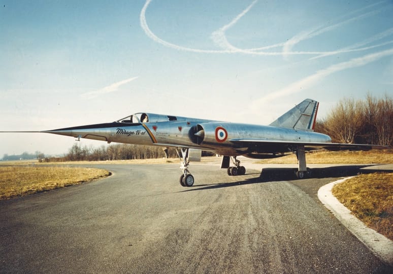 Mirage IV on the ground