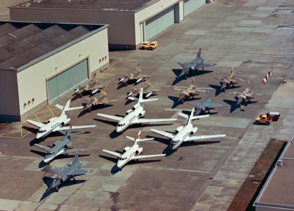 Mirage F1 C, Falcon 10 Mer, Falcon 10, Falcon 200, Falcon 30, Mirage 5 Arabie Saoudite, Mirage IV, Mirage F1 Espagne, Mirage F1 Afrique du sud.