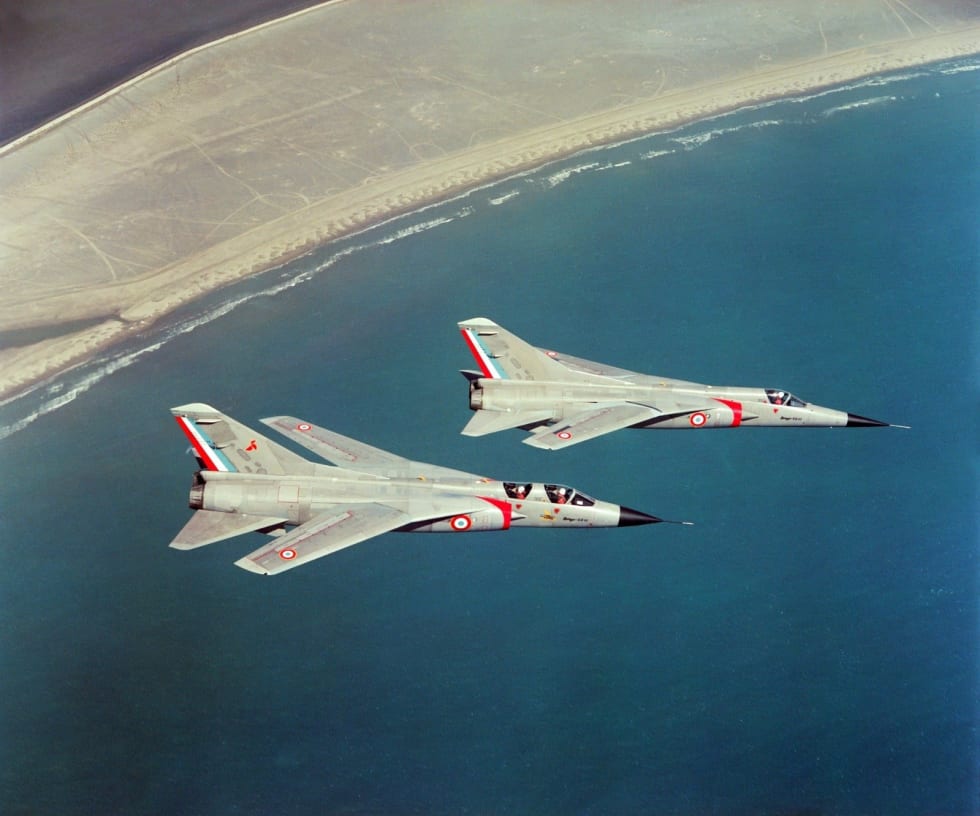 Mirage G 8 01 et Mirage G 8 02, en vol.