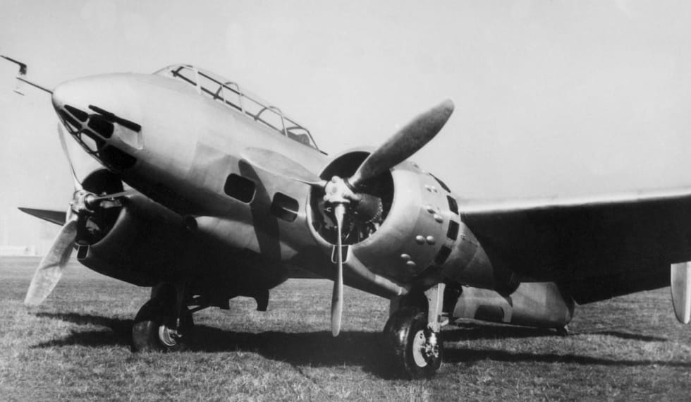 MB 170, prototype d'avion de reconnaissance, au sol
