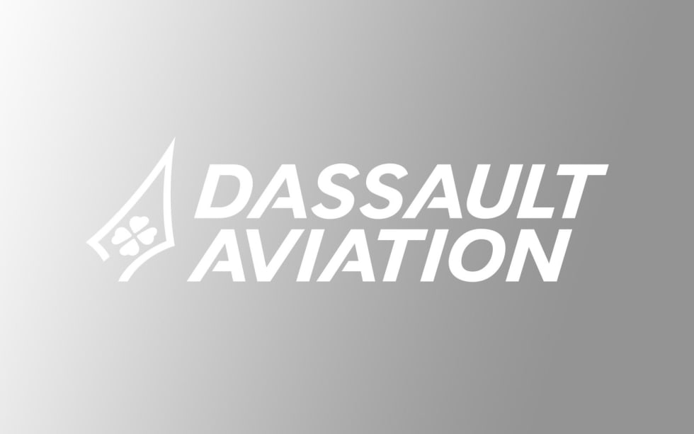 Logo Dassault Aviation sur fond gris