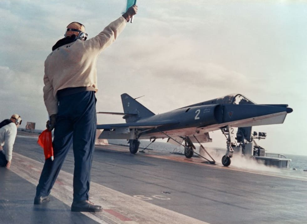 Etendard IV M on aircraft carrier. Ready for takeoff. Tight plan.