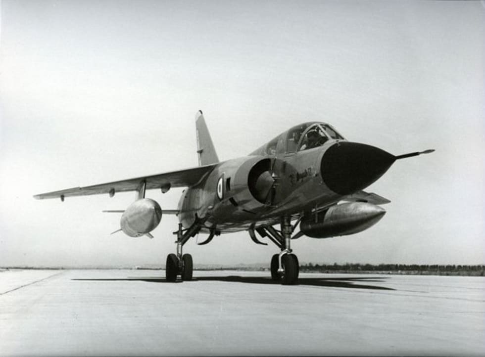 Mirage III F2 on the ground, at Istres.