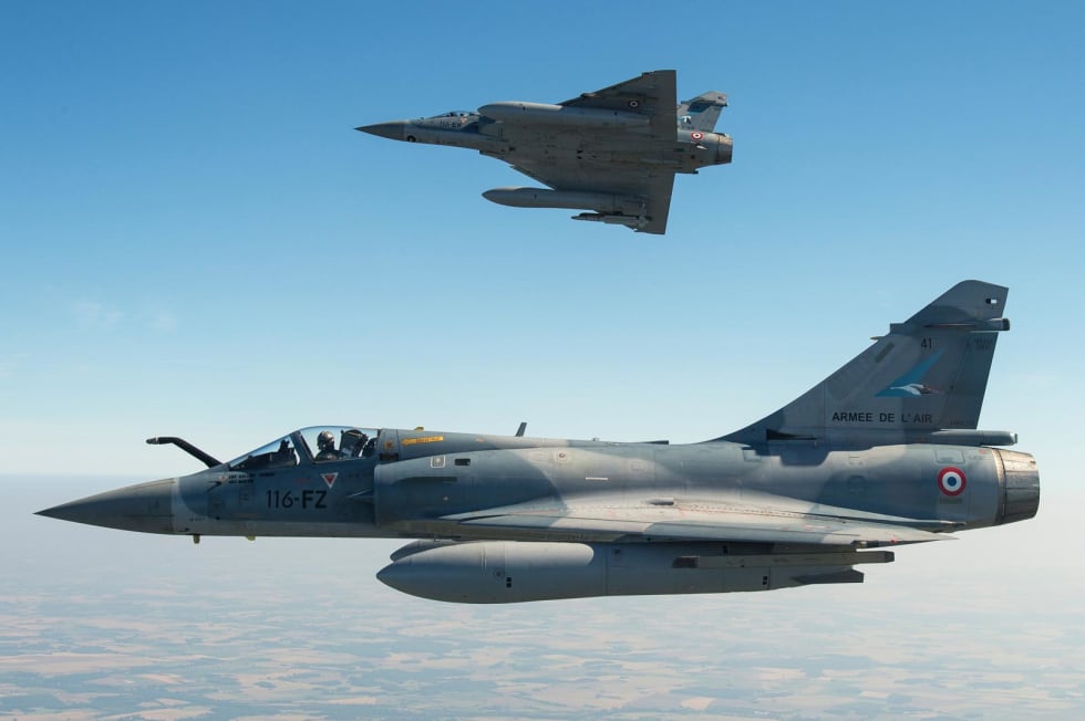 Two Mirage 2000-5 in formation flight - 12