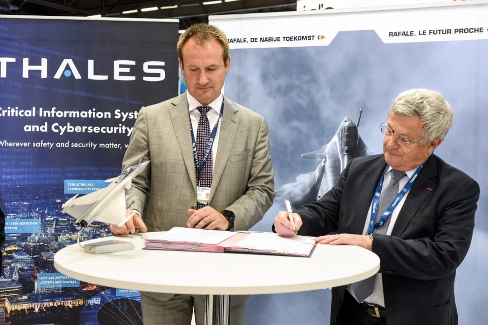 Alain Quevrin, CEO of Thales Belgium, and Benoît Dussaugey, Senior Executive Vice President, International of Dassault Aviation
